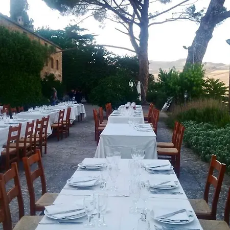 Lejlighed Sleeps 5 With Pool Castellana Sicula