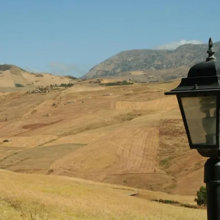 Lejlighed Sleeps 5 With Pool Castellana Sicula