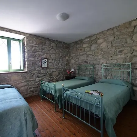 Lejlighed Sleeps 5 With Pool *