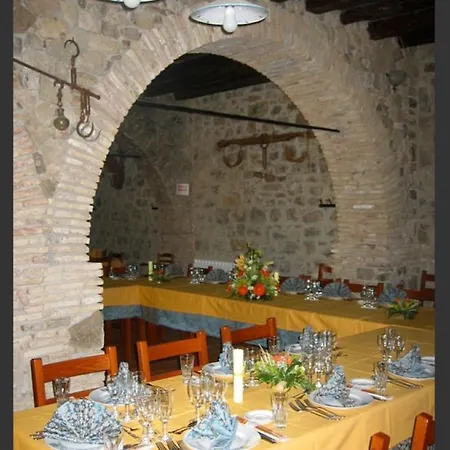 Sleeps 5 With Pool Lejlighed